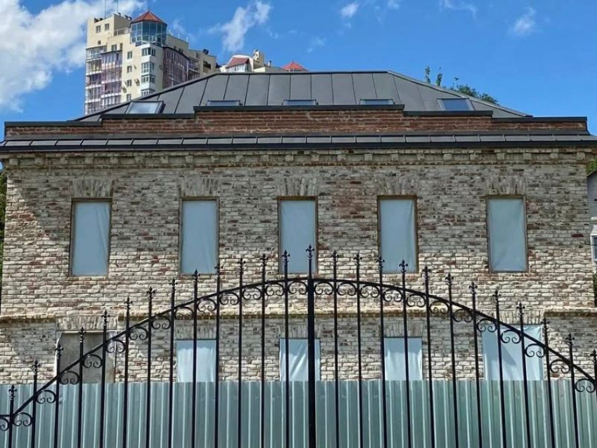 Особняк XIX века за 70 миллионов рублей выставили на продажу в Воронеже