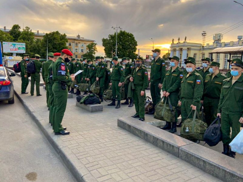 Указ о весеннем призыве в армию подписал губернатор Воронежской области