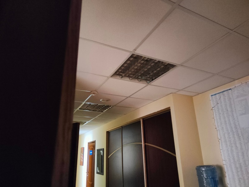 Крупная авария на сетях оставила центр Воронежа без света в разгар рабочего дня