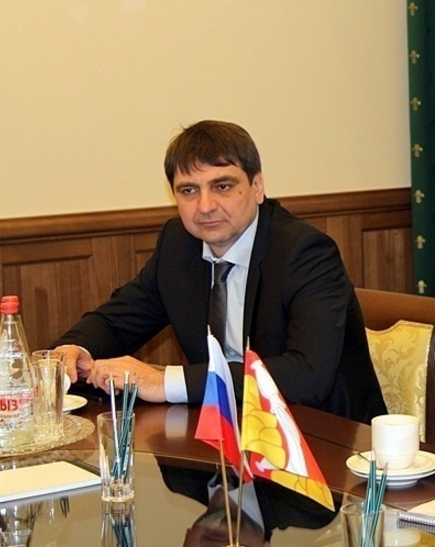 «Марков с самого начала был темной лошадкой. Будет ли он работать после выборов губернатора - знает только он сам»
