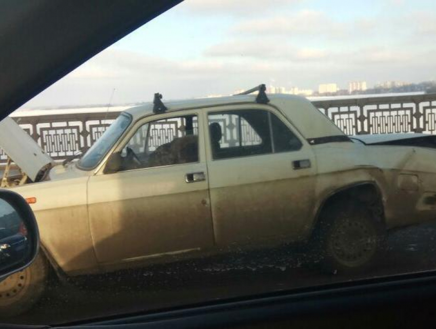 В Воронеже Matiz назвали «бульдозером» после ДТП с «Волгой"