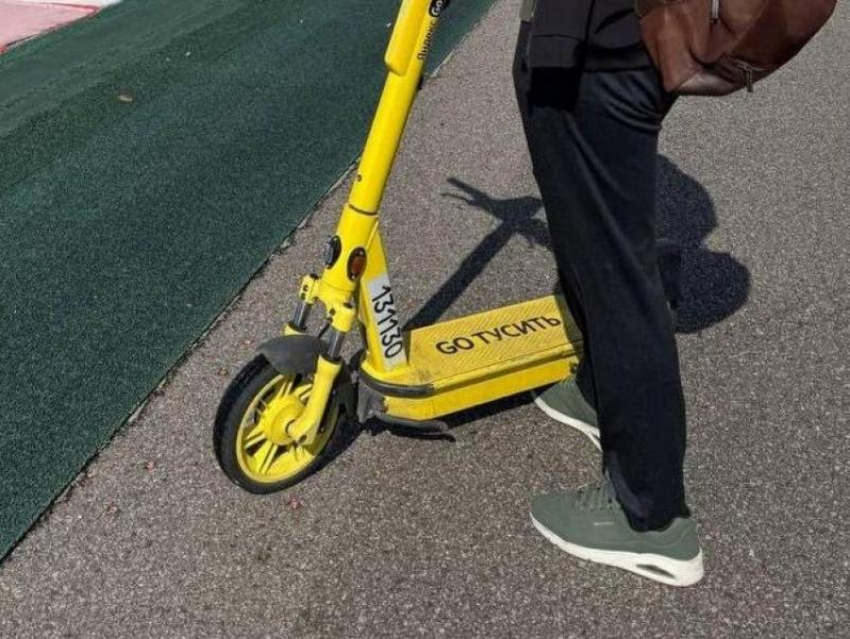 Голосование за полный запрет электросамокатов запустил мэр Воронежа 