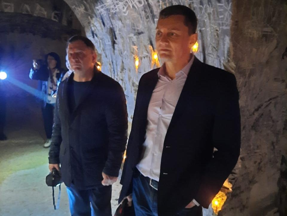 Корчевников показал загадочную пещеру-лабиринт в Воронежской области